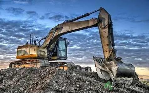 河南挖掘機的挖土技巧